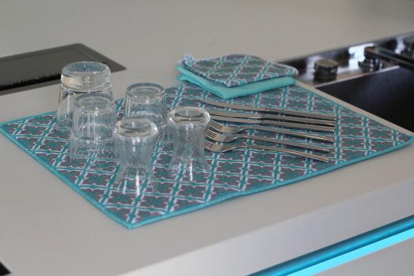 Mikrofaser Abtropfmatte 38 x 50 mm mit 2 Mikrofasertücher 30 x 30 cm Türkis