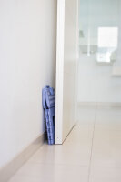 Klapphocker Hellblau faltbar mit Anti-Rutsch Beschichtung